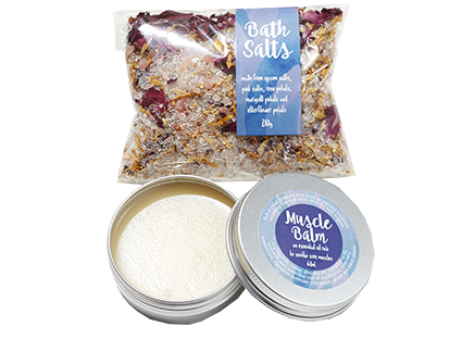 Soothe Gift Pack - Arches Black wheatbag, bath salts and muscle balm